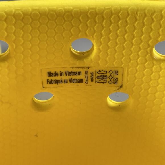 Crocs Classic Crush Women’s Size 6 Yellow Rubber Rain Boots Casual Pull On EUC - Picture 9 of 9